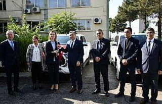 Arazi şartlarında görev için YİKOB’a 2 araç