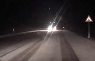 Ardahan’ın yüksek kesimlerinde kar yağışı...