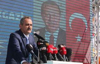 Bakan Özer: "Eğitim sistemimiz 150’ye yakın...