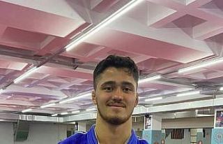 Bartınlı Ahmet Erfidan finale kaldı