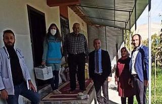Başhekim, evinde sağlık hizmeti alan hastalara...