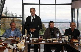 Başkan Alemdar: “Hizmetlerinden dolayı muhtarlarımıza...