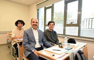 Başkan Altay: "Öğrencilere bin 500 TL nakdi...