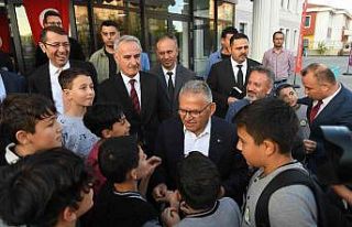 Başkan Büyükkılıç’tan eğitime “spor salonu”...