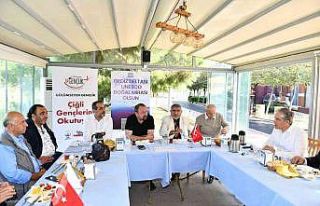 Başkan Gümrükçü’nün esnaf buluşmaları hız...