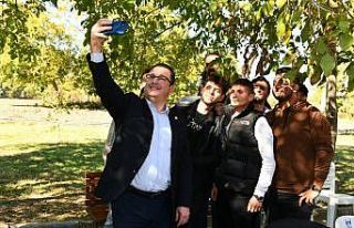 Başkan Kanar, üniversite öğrencileri ile istişarelerde...