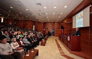 Başkan Osman Zolan, PAÜ’lü gençlerle bir araya...