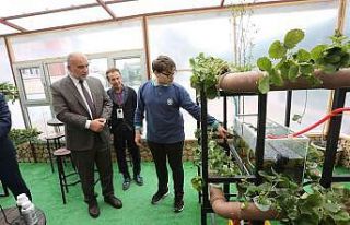 Başkan Sandıkçı: “Gençler için yeni projeler...