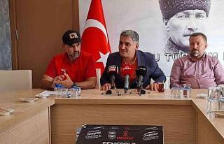 Başkan Ünal, 3 oyuncunun kadro dışı bırakıldığını...