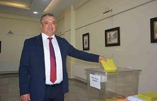 Başkan Uslu 3. defa güven tazeledi