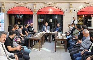 Başkan Vekili Aydın’dan esnaf ziyareti