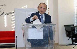 Başkan Yılmaz güven tazeledi