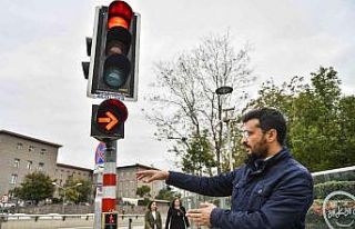 Başkent kavşaklarına fasılalı yanan ışık ayarı