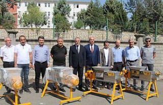 Batman’da üzüm üreticileri için 4 adet üzüm...