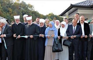Bosna Hersek’te “Srebrenitsa Anneleri” Bakım...