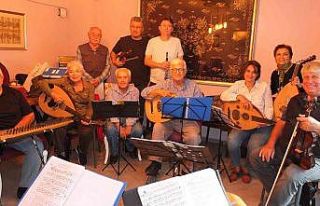 Burhaniyeli sanatçılar konserlere hazırlanıyorlar