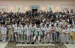 Bursalı 116 sporcu kuşak sınavından başarıyla...