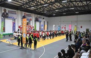 Büyükkılıç, sporcuların cumhuriyet coşkusuna...