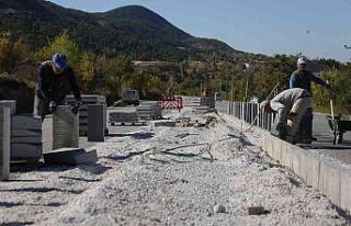 Çamlıca Caddesi’nde refüj çalışması