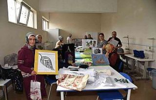 Çiviyi sanatla buluşturuyorlar