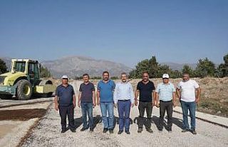 Çivril’de yenilenen yollar mesafeleri kısaltıyor