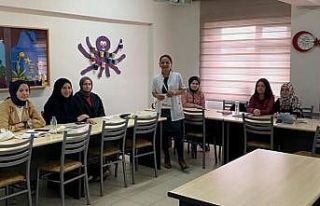 Çocuk gelişimi kursiyerlerine anne sütünün önemi...