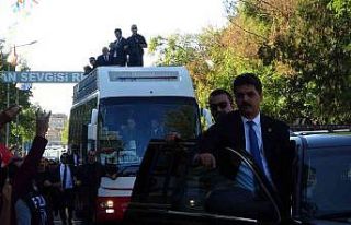 Cumhurbaşkanı Erdoğan ilk defa oy kullanacak gençlerle...