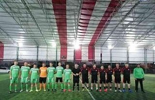 Cumhuriyet kupası futbol turnuvası başladı