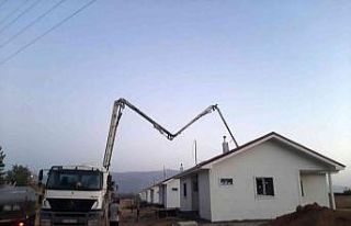 Dazkırı’da deprem konutları inşaatının 2....