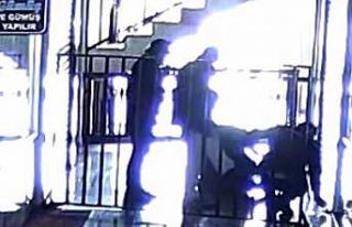 Demir korkuluktan aşmak isterken sırt üstü yere...