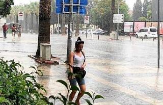 Denizli’de akşam saatlerinden itibaren kuvvetli...