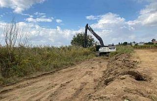 Dere yatakları temizleniyor, taşkınlara karşı...