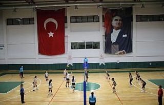 Derincespor Kulübü, Küçük Kızlar Voleybol Ligi’nde...