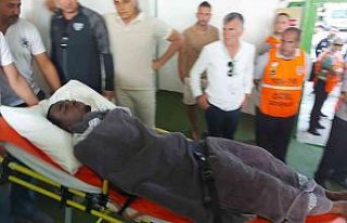 Dili boğazına kaçan Bandırmasporlu Isaac, boğulmaktan...