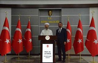 Diyanet İşleri Başkanı Erbaş, Siirt Valisi Hacıbektaşoğlu’nu...