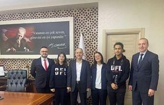 Dr. Yılmaz tecrübelerini paylaştı