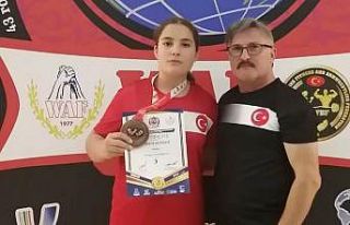 Dünya üçüncüsü oldu