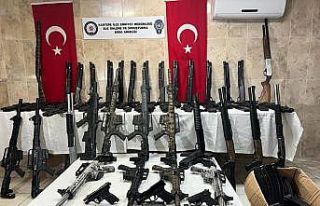 Durdurulan araçtan cephanelik çıktı