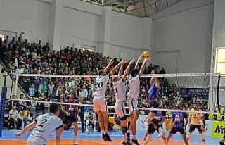 Efeler Ligi: Türşad: 3 - Fenerbahçe: 1