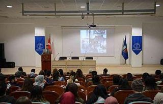 Eğitim Fakültesi’nde “Cumhuriyet Bayramı konferansı