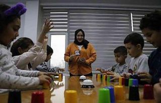 Eğlenerek beceri kazanıyorlar