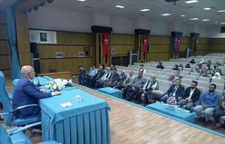 Elazığ’da umre seminerleri başladı
