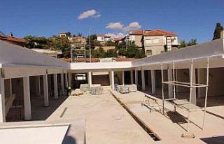 Elmalı Kadın Emeği Üretim Atölyesi’nin yapımında...