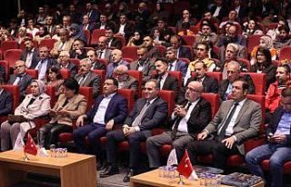 ERÜ’de “Tevfik İleri’yi Anlamak” Programı...