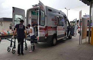 Erzincan’da iki ayrı trafik kazasında 12 kişi...
