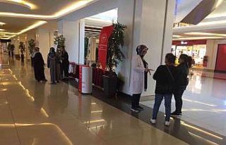 Erzincan’da sağlık çalışanları meme kanserinde...