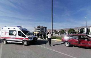 Erzincan’da trafik kazası: 4 yaralı