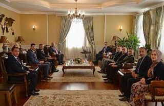 Erzurum Valisi Memiş: “Türkiye’de kayak Palandöken’de...