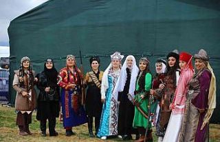 Eskişehir Anadolu Bacıları Tiyatro Topluluğu ülke...