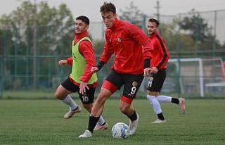 Eskişehirspor, Karşıyaka maçına hazırlanıyor